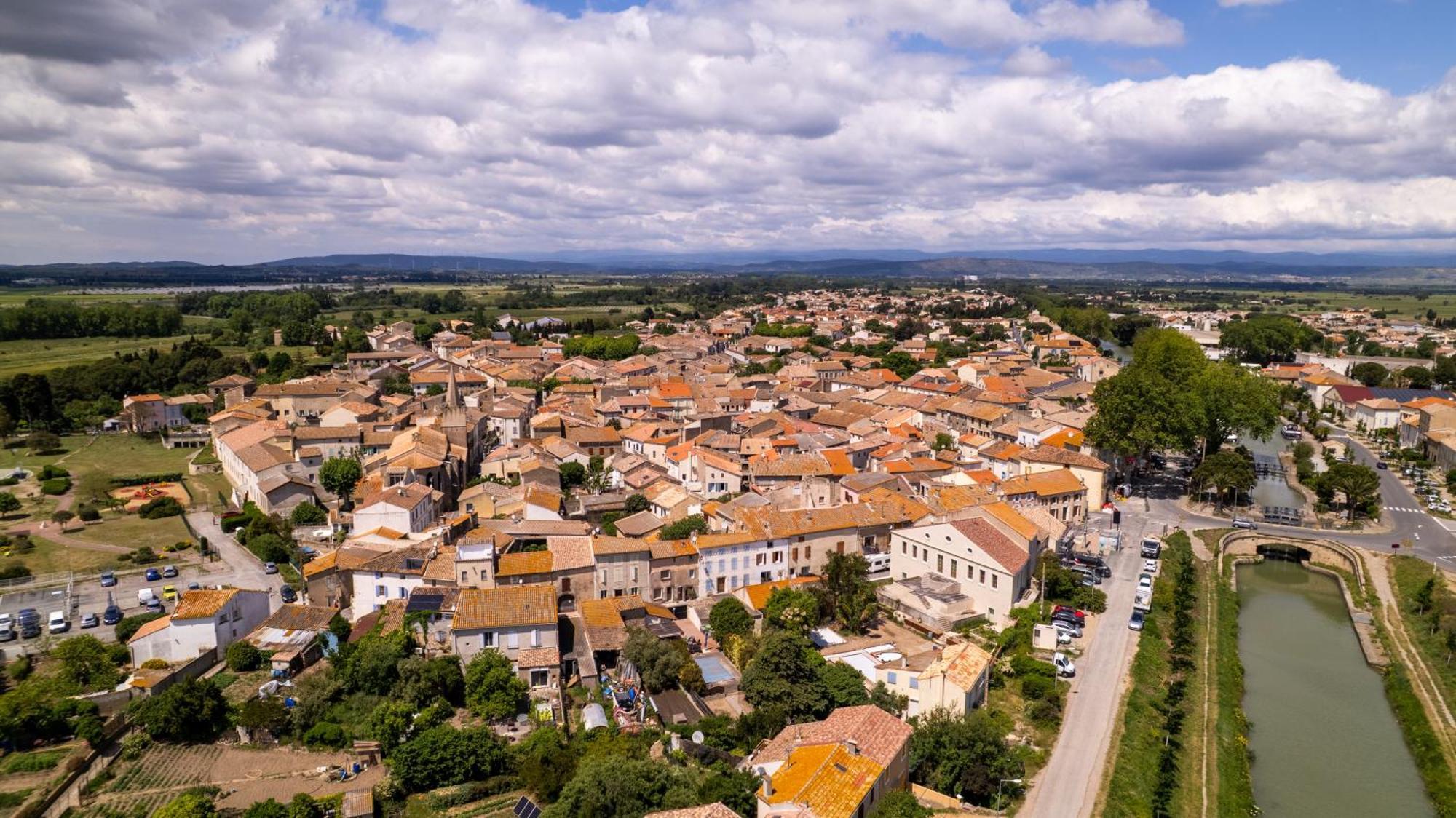 Maison De Vacances 8 A 15 Pers A Proximite Du Canal Du Midi Sallèles-dʼAude Dış mekan fotoğraf
